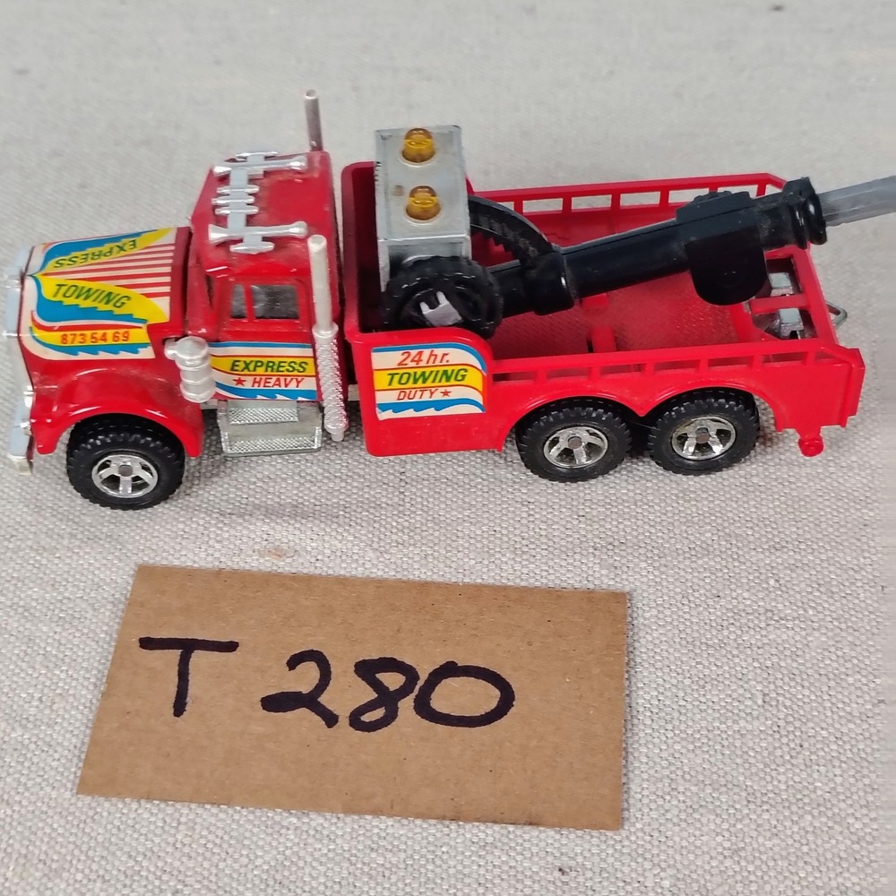 Majorette Kenworth Tow Truck Red 1/47 Scale Express Heavy Wrecker Made in France - Picture 15 of 15